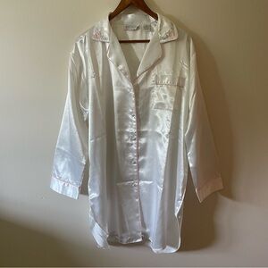 Ashley Taylor White Silky Pajama Top